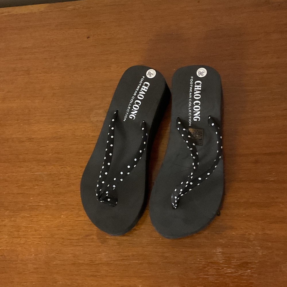 Black Polka Dot Women's Sandals